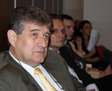 Os dietores da Celepar, José Juracy Macedo e Danilo Scalet na reunião no Palácio Iguaçu